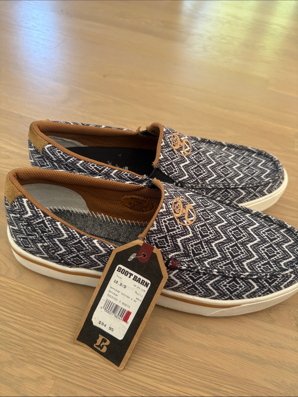Hooey Twisted X Men's Slip-On Canvas Shoes in Navy and Brown 10M New